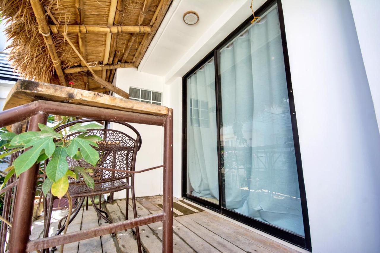 Niu Ohana East Bay Apartments Balabag  Экстерьер фото
